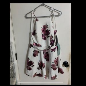 Juniors Size 15 Dress With Pockets